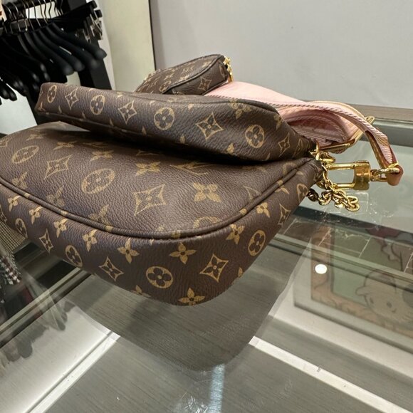 Louis Vuitton Shoulder Bag - Picture 5 of 8